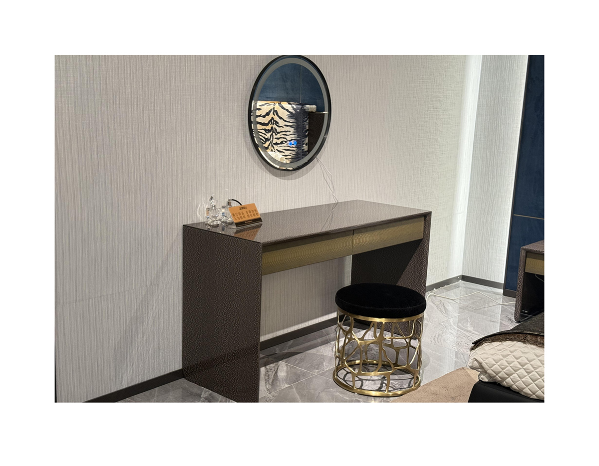 Light Luxury